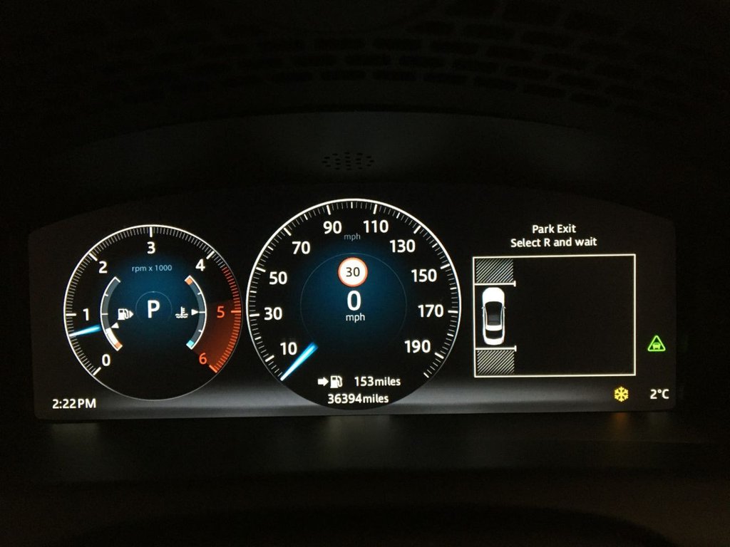 USED 2016 16 JAGUAR XJ 3.0 D V6 PORTFOLIO 4d 296 BHP 