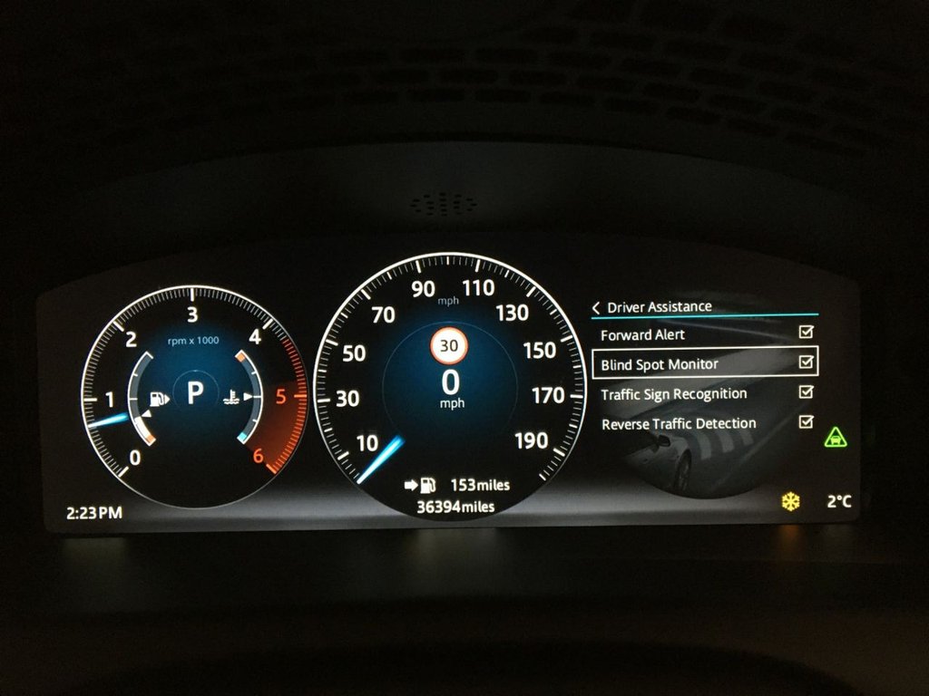 USED 2016 16 JAGUAR XJ 3.0 D V6 PORTFOLIO 4d 296 BHP 