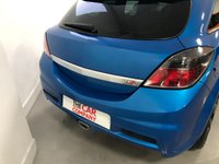 USED 2010 10 VAUXHALL ASTRA 2.0 VXR 3d 240 BHP * ADAPTIVE HEADLIGHTS * RECARO SEATS *