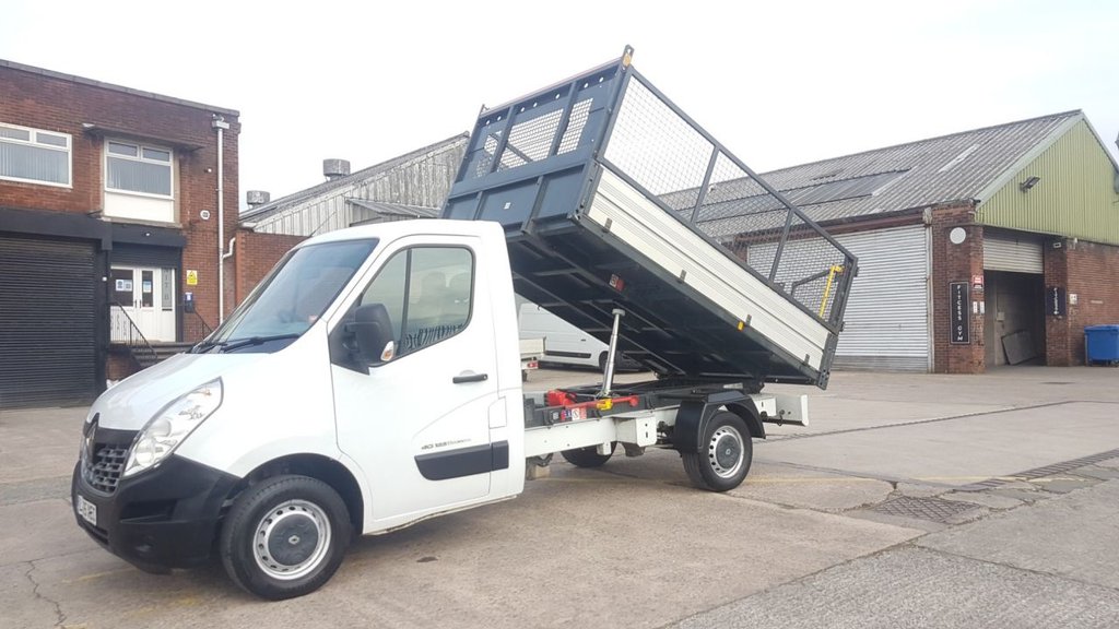 View our RENAULT MASTER