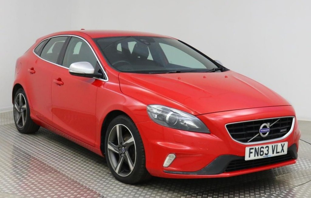 View our VOLVO V40