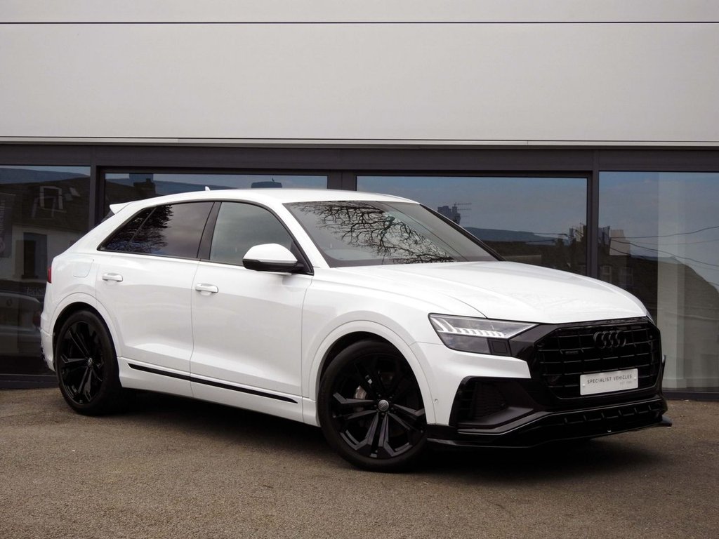 View our AUDI Q8