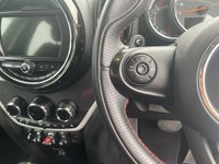USED 2017 17 MINI COUNTRYMAN 2.0 COOPER SD 5d 188 BHP AUTO New Model [Chili Pack] Sport Auto