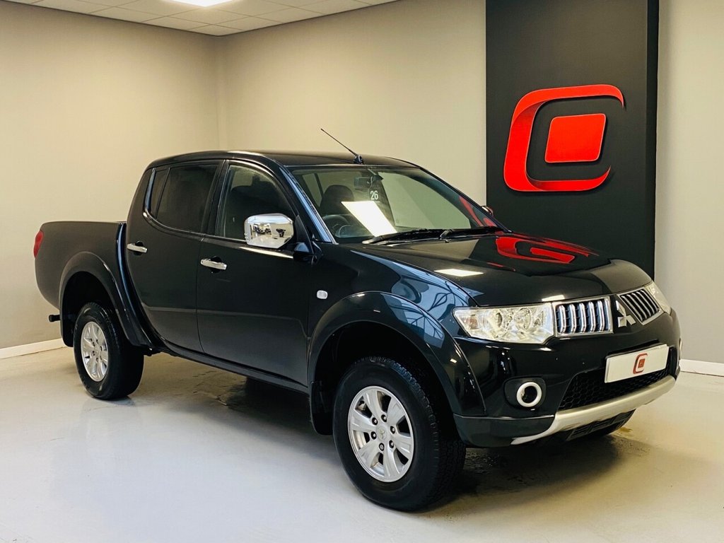 View our MITSUBISHI L200