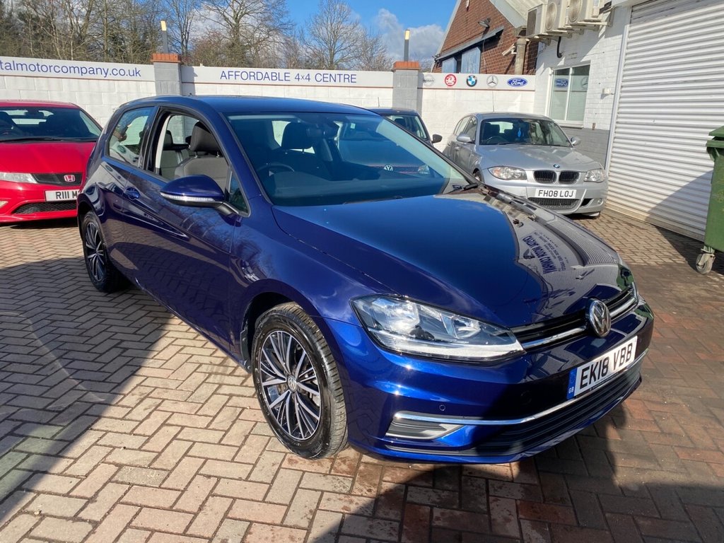 View our VOLKSWAGEN GOLF
