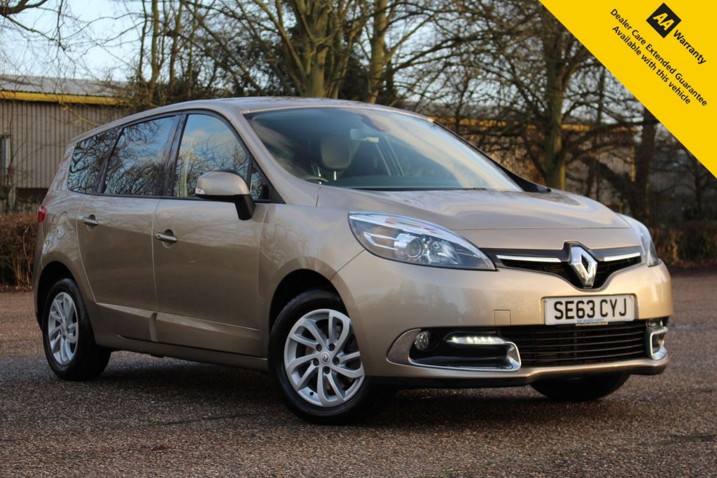 View our RENAULT GRAND SCENIC