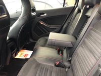 USED 2015 15 MERCEDES-BENZ GLA-CLASS 2.1 GLA220 CDI 4MATIC AMG LINE 5d 168 BHP 4 WHEEL DRIVE VERSION MERCEDES GLA WITH A FULL SERVICE HISTORY