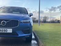 USED 2017 67 VOLVO XC60 2.0 D4 R-DESIGN AWD 5d 188 BHP AUTO Premium Specification