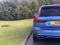 USED 2017 67 VOLVO XC60 2.0 D4 R-DESIGN AWD 5d 188 BHP AUTO Premium Specification