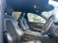 USED 2017 67 VOLVO XC60 2.0 D4 R-DESIGN AWD 5d 188 BHP AUTO Premium Specification