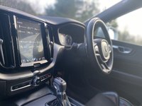 USED 2017 67 VOLVO XC60 2.0 D4 R-DESIGN AWD 5d 188 BHP AUTO Premium Specification