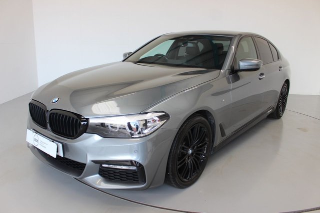 2017 17 BMW 5 Series 2.0 520D M SPORT 4d-2 OWNER CAR-HARMAN KARDON-SURROUND VIEW CAMERA-BLUETOOTH-CRUISE CONTROL-PROFESSIONAL NAVIGATION-PARKING SENSORS-DAB RADIO-CLIMATE CONTROL-HEATED BLACK DAKOTA LEATHER