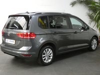 USED 2017 67 VOLKSWAGEN TOURAN 1.6 SE FAMILY TDI BLUEMOTION TECHNOLOGY 5d 114 BHP 7 SEATS SAT NAV SUNROOF