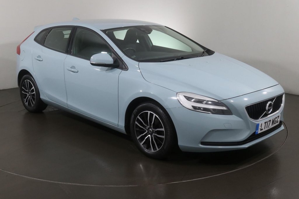 View our VOLVO V40