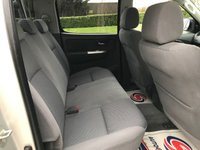 USED 2012 62 TOYOTA HI-LUX 3.0 INVINCIBLE 4X4 D-4D DCB 169 BHP REVERSING CAMERA * NO VAT ** NO VAT