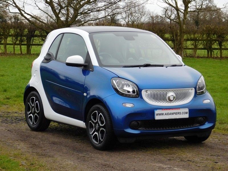 View our SMART FORTWO