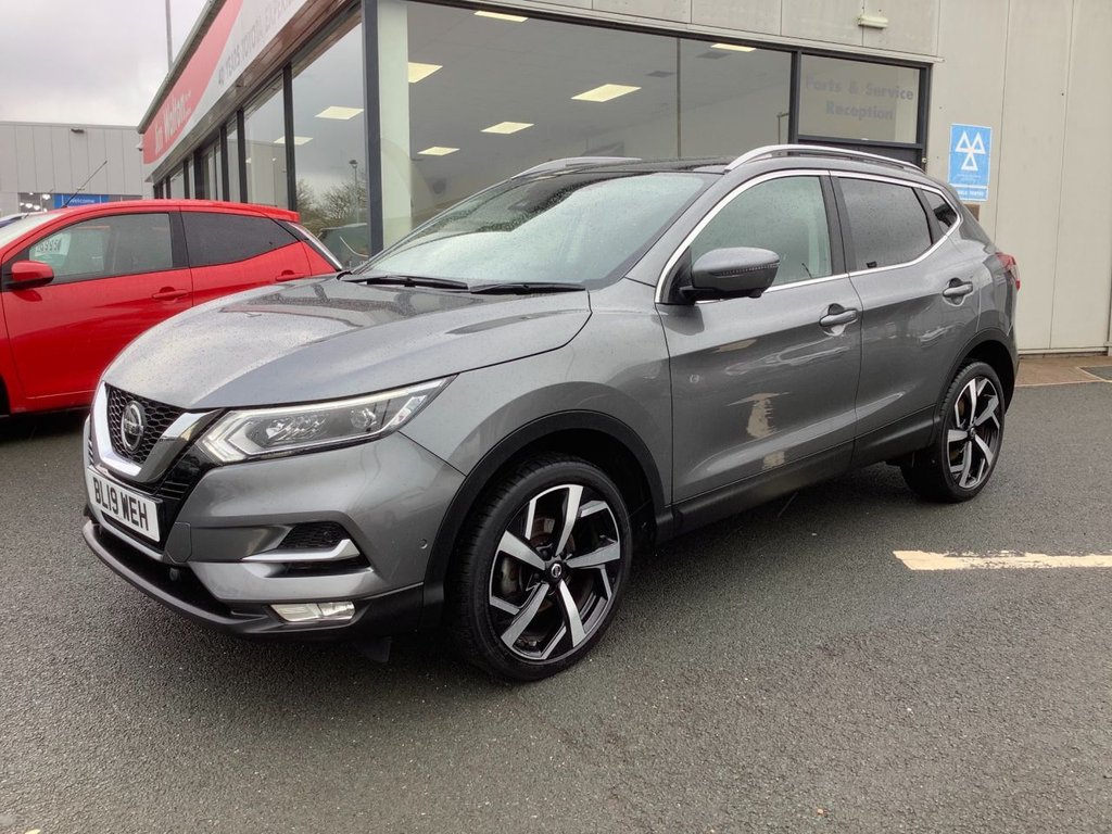 View our NISSAN QASHQAI