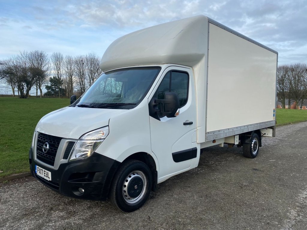 View our NISSAN NV400