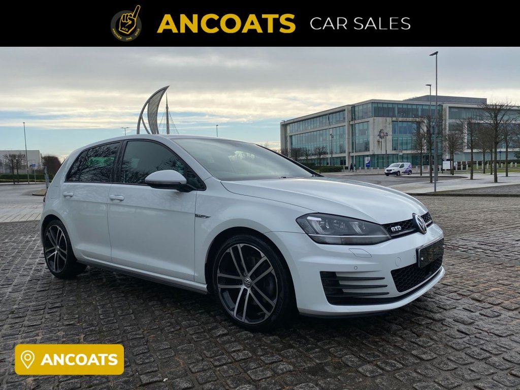 View our VOLKSWAGEN GOLF
