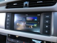 USED 2017 17 JAGUAR XF 2.0 PRESTIGE 4d 177 BHP 