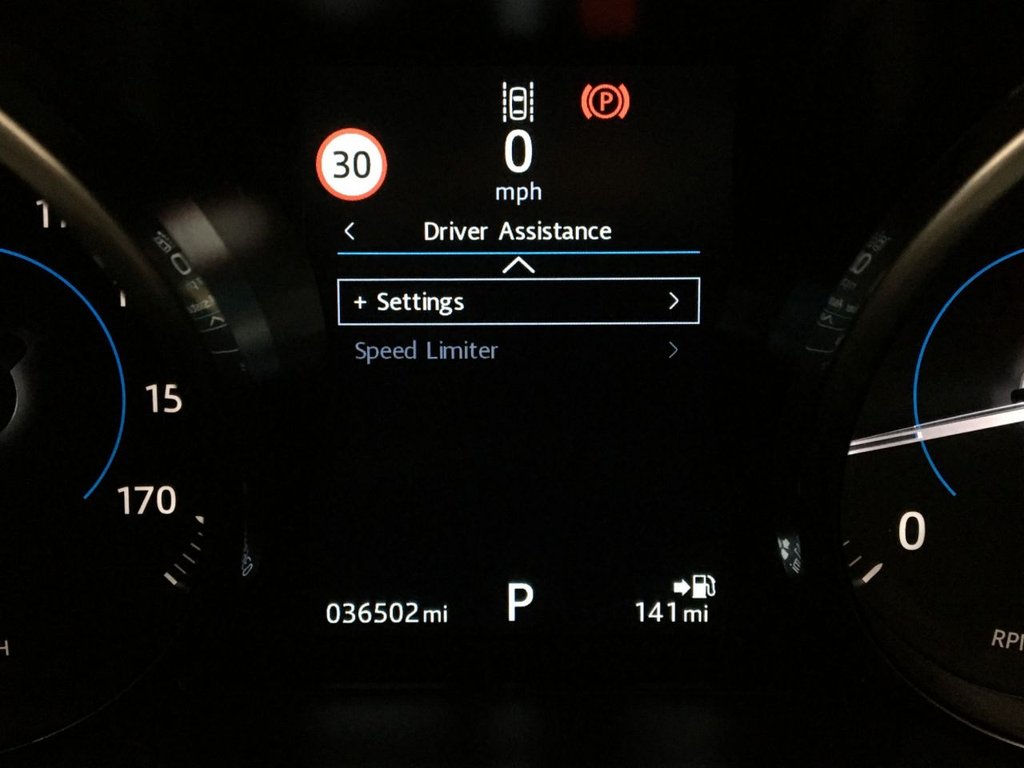 USED 2017 17 JAGUAR XF 2.0 PRESTIGE 4d 177 BHP 