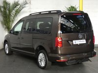 USED 2018 68 VOLKSWAGEN CADDY MAXI 2.0 C20 LIFE TDI 5d 101 BHP WAV VEHICLE WHEEL CHAIR ACCESS 5 SEATS