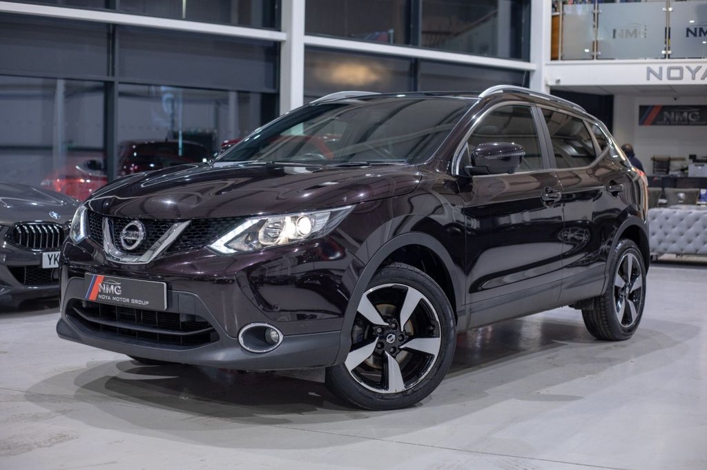 View our NISSAN QASHQAI