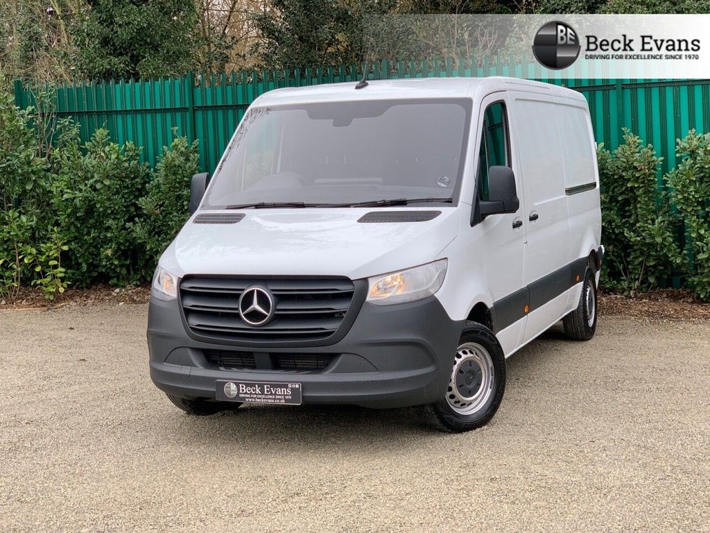 View our MERCEDES-BENZ SPRINTER