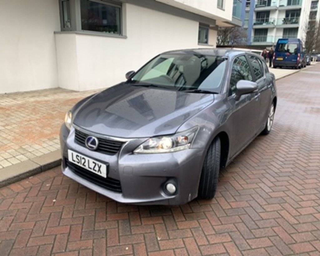 View our LEXUS CT