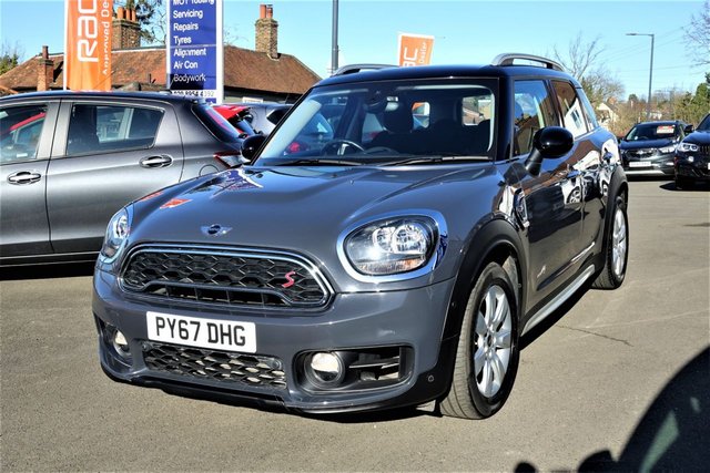 View our MINI COUNTRYMAN