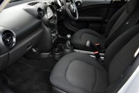 USED 2013 13 MINI COUNTRYMAN 1.6 COOPER 5 DOOR 6-SPEED 122 BHP 36 Months Nationwide Warranty