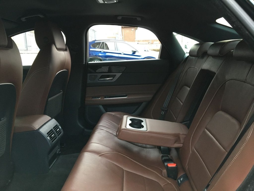 USED 2019 19 JAGUAR XF 2.0 D R-SPORT 4d 177 BHP 