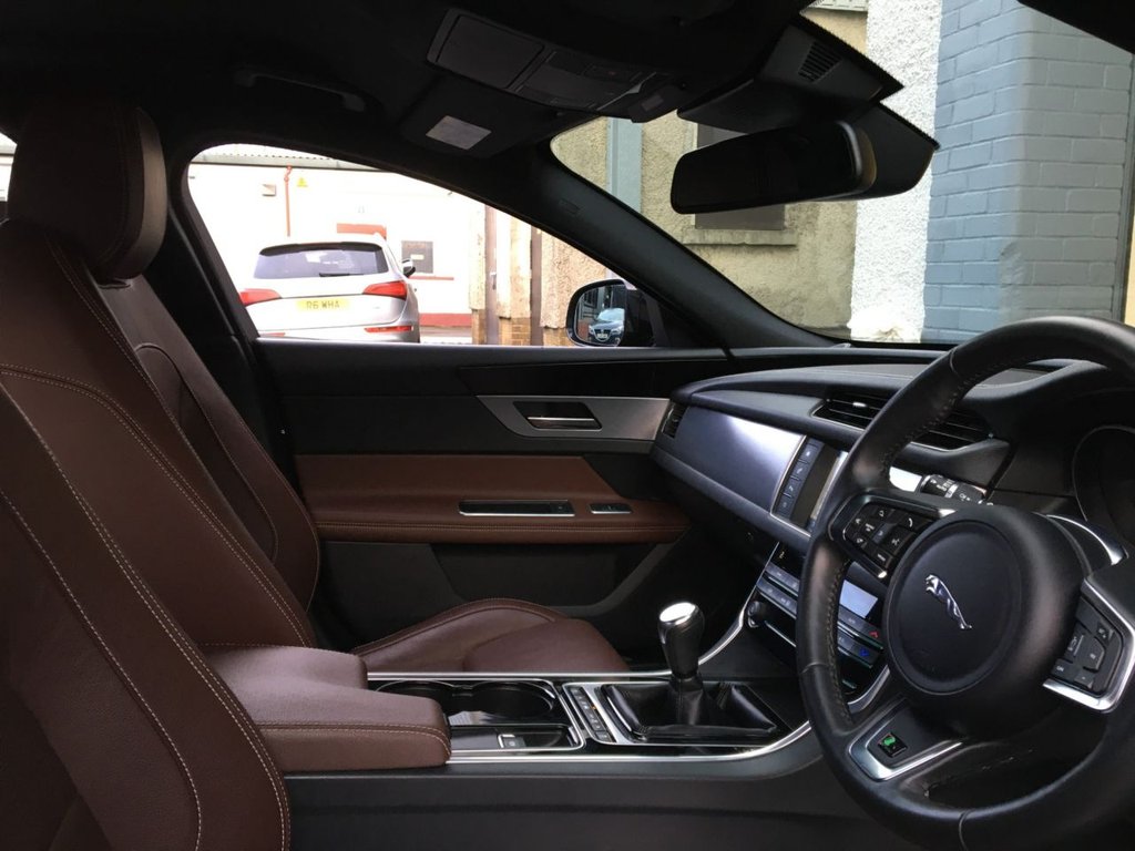 USED 2019 19 JAGUAR XF 2.0 D R-SPORT 4d 177 BHP 
