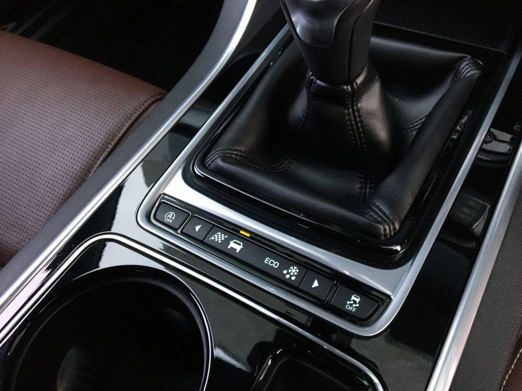USED 2019 19 JAGUAR XF 2.0 D R-SPORT 4d 177 BHP 