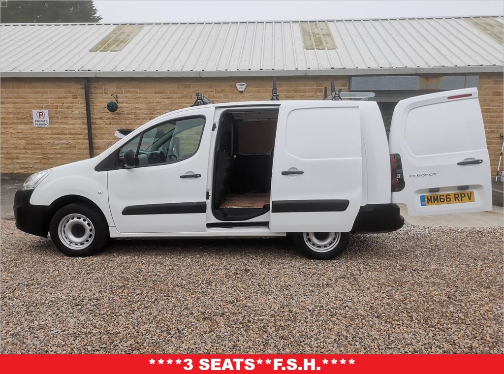 View our PEUGEOT PARTNER