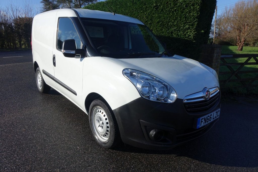 View our VAUXHALL COMBO VAN