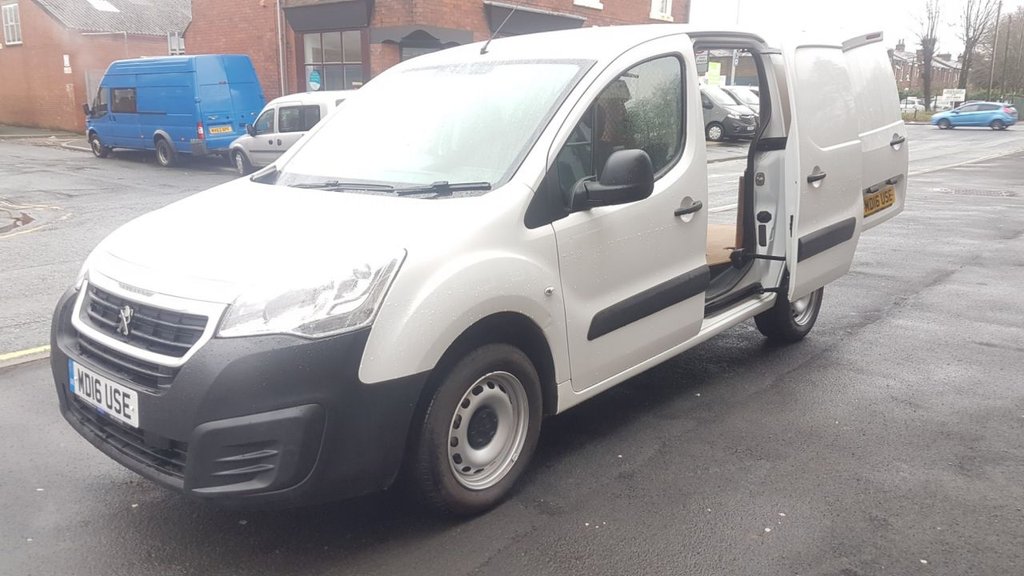 View our PEUGEOT PARTNER