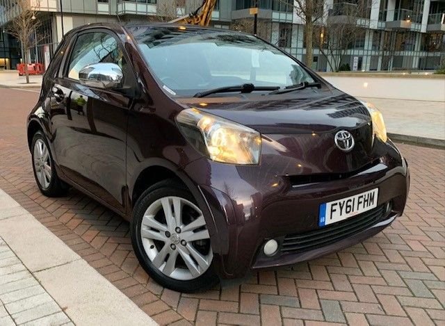 View our TOYOTA IQ