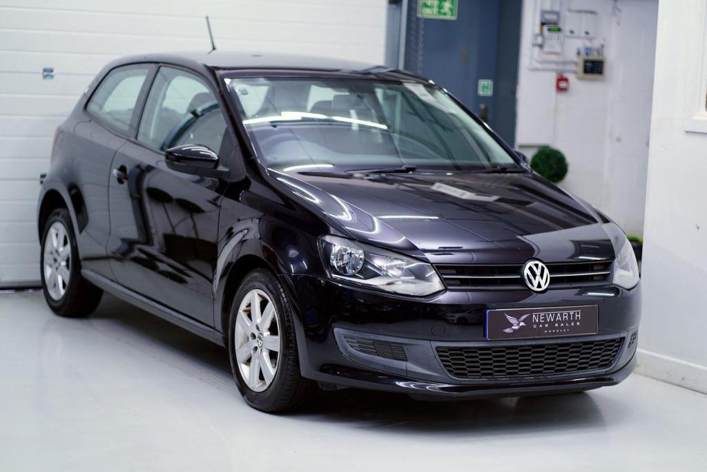 View our VOLKSWAGEN POLO