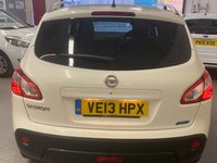 USED 2013 13 NISSAN QASHQAI 1.6 TEKNA IS DCIS/S 5d 130 BHP * SATNAV *   LEATHER