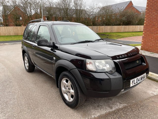 View our LAND ROVER FREELANDER