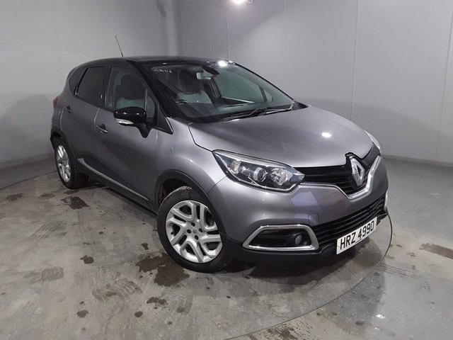 View our RENAULT CAPTUR