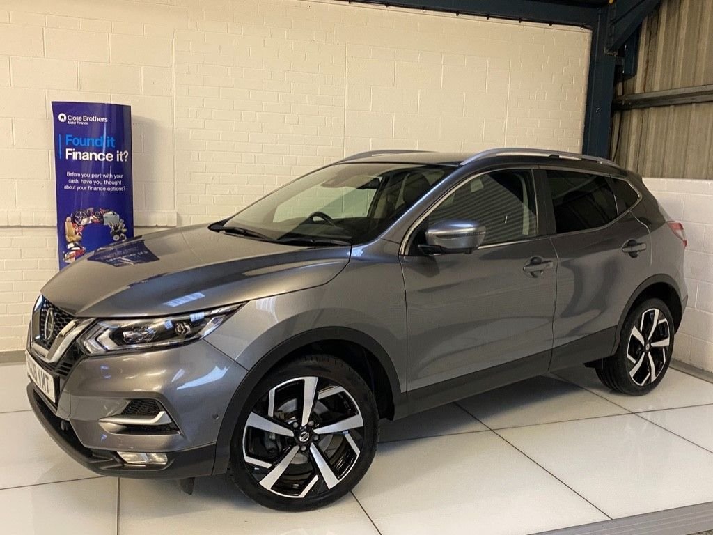 View our NISSAN QASHQAI