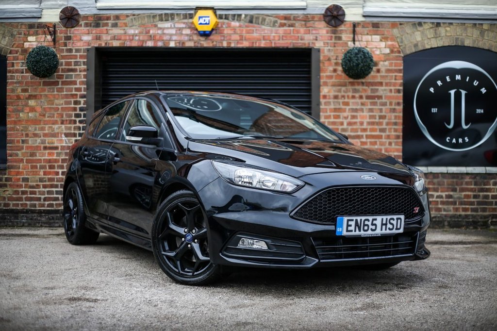 View our FORD FOCUS