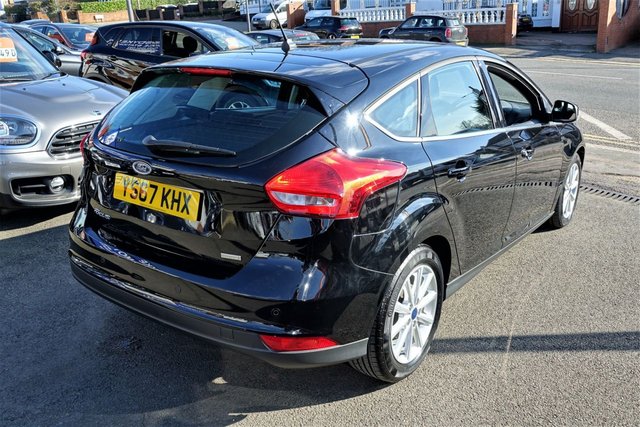 View our FORD FOCUS