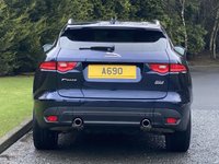 USED 2017 67 JAGUAR F-PACE 3.0 V6 PORTFOLIO AWD 5d 296 BHP In-Control Touch Pro
