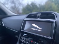 USED 2017 67 JAGUAR F-PACE 3.0 V6 PORTFOLIO AWD 5d 296 BHP In-Control Touch Pro