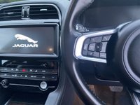 USED 2017 67 JAGUAR F-PACE 3.0 V6 PORTFOLIO AWD 5d 296 BHP In-Control Touch Pro