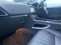 USED 2017 67 JAGUAR F-PACE 3.0 V6 PORTFOLIO AWD 5d 296 BHP In-Control Touch Pro