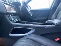 USED 2017 67 JAGUAR F-PACE 3.0 V6 PORTFOLIO AWD 5d 296 BHP In-Control Touch Pro